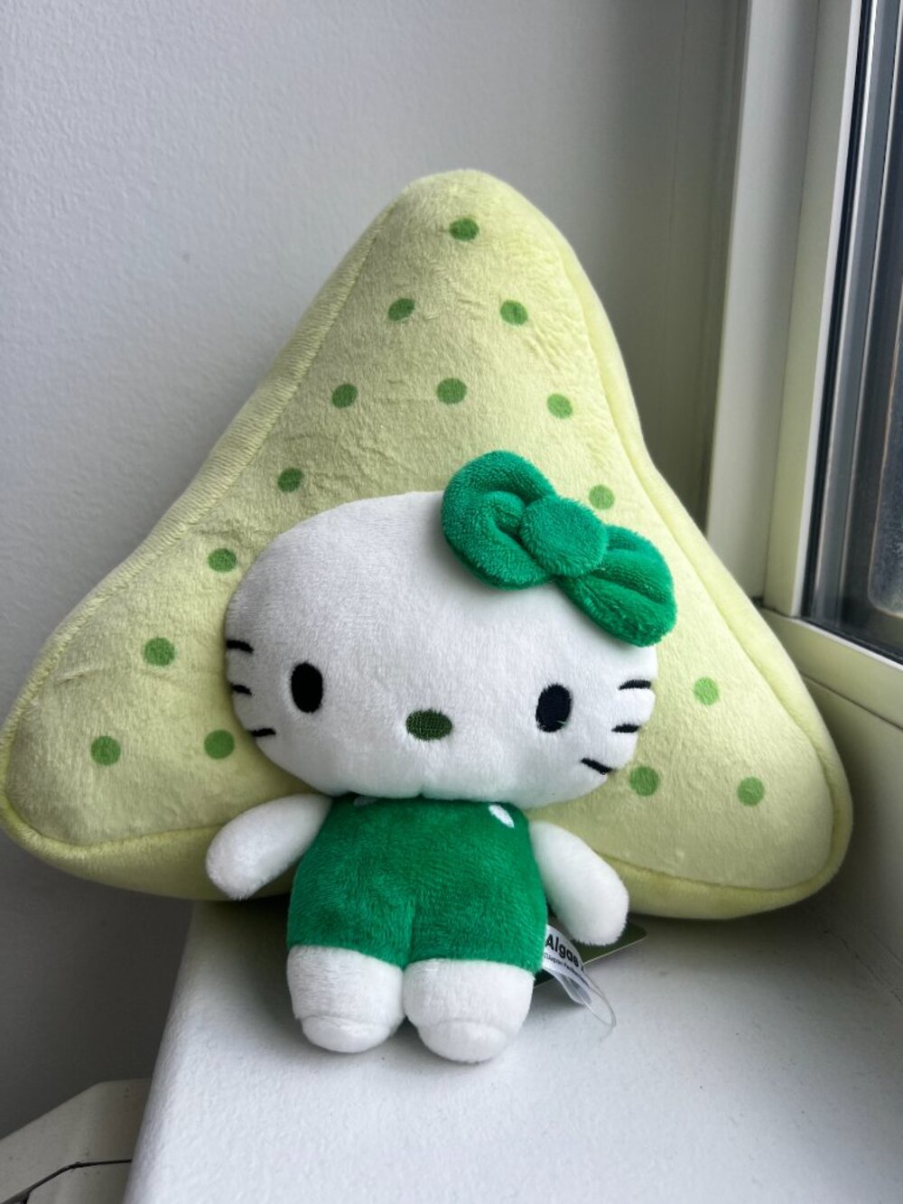 Hello Kitty EXPO 2025 Osaka Japan Exclusive Plush Sanrio Limited Edition